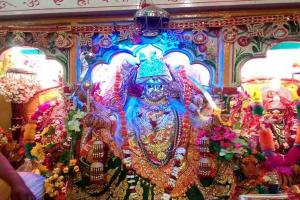 बाराबंकी: शनिवार से शुरू हो रही चैत्र नवरात्रि, बाजारों में दिखी रौनक