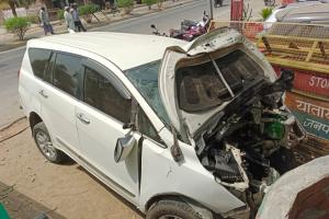 बरेली: प्रयागराज के भाजपा नेता समेत दो की सड़क हादसे में मौत, महंत नरेंद्र गिरी के सुसाइड नोट में था एक का नाम