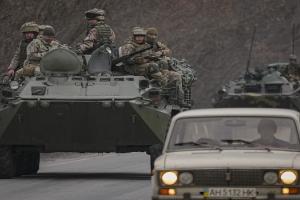 Russia-Ukraine War : दक्षिण और पूर्वी हिस्से में रूसी बलों को रोकने के लिए डटकर मुकाबला कर रहे यूक्रेनी सैनिक