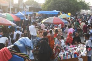 बरेली: सुबह हटाया संडे बाजार दोपहर में फिर सजा