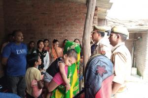 बरेली: मकान सही कराने के नाम पर धर्मांतरण कराने का आरोप, हिंदू संगठन के लोगों ने काटा हंगामा