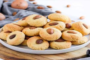 Cooking Tips: घर पर बनाएं Almond Cookies , जानें हेल्दी और टेस्टी स्नैक्स रेसिपी