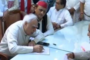 Kapil Sibal Resigns: कपिल सिब्बल ने कांग्रेस से दिया इस्तीफा, सपा का लिया सहयोग, अब जाएंगे राज्यसभा