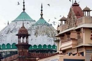 Gyanvapi Masjid Survey: पूर्व कमिश्नर अजय मिश्रा ने कोर्ट को सौंपी सर्वे रिपोर्ट, पुराने मंदिरों का मलबा मिलने का किया दावा