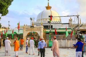 बरेली: ख्वाजा मोईनुद्दीन हसन चिश्ती की दरगाह को मंदिर बताने पर भड़के सलमान मिया, कहा- जज्बातों से न खेलें