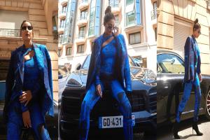 Cannes 2022: Blue Stylish Jumpsuit में Hina Khan ने दिखाया स्वैग, बॉस लेडी ने दिए किलर पोज