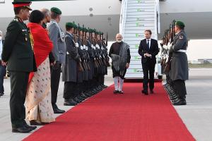 PM Modi Europe Visit : बर्लिन पहुंचे पीएम मोदी, कहा- यह यात्रा भारत-जर्मनी की दोस्ती को बढ़ावा देगी