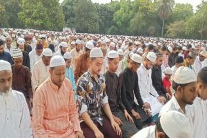 अमरोहा : जिले भर में धूमधाम से मनाई गई ईद, सुरक्षा के रहे कड़े इंतजाम