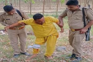 रामपुर: पुलिस और गो-तस्करों के बीच मुठभेड़, एक के पैर में लगी गोली, दूसरा फरार