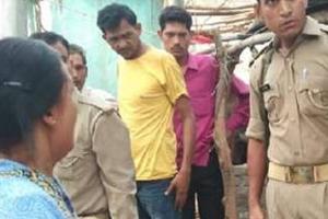 फर्रुखाबाद: जमीनी रंजिश में दबंगों ने की बेटे की गला रेतकर हत्या, पिता मरणासन्न और मां गंभीर