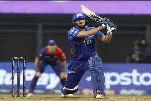 IPL 2022, MI vs DC: मुंबई ने दिल्ली को पांच विकट से हराकर किया आईपीएल से बाहार