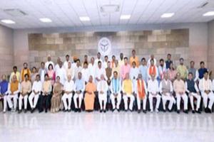 प्रधानमंत्री मोदी ने की योगी सरकार के मंत्रियों से मुलाकात, साथ में किया डिनर