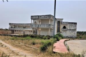 रामपुर: आजम की जौहर यूनिवर्सिटी में शत्रु संपत्ति के इर्द-गिर्द लगे 100 पिलर