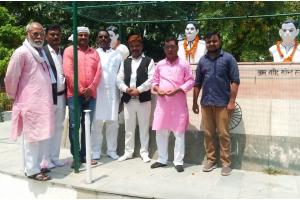 अयोध्या: अशफाकउल्ला खां मेमोरियल में मना प्रथम स्वतंत्रता दिवस, नगर में शहीदों की प्रतिमाओं पर किया गया माल्यार्पण