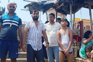 अयोध्या: सरयू नदी में स्नान के दौरान तीन लोग डूबे, गोताखोरों ने बचाई जान