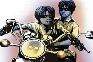 अयोध्या: ई-रिक्शा से जा रहे व्यापारी से बाइक सवारों ने लूटा 3.25 लाख रुपये, मुकदमा दर्ज