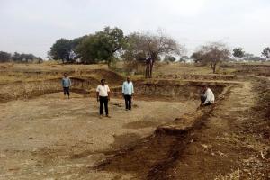 रुद्रपुर: बरसात से पहले पूरी करें तालाबों की खुदाई