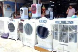 हल्द्वानी: गर्मी से निजात पाने को एसी, कूलर खरीदने उमड़ रहे लोग, इलेक्ट्रॉनिक उत्पादों की डिमांड चार गुना बढ़ गई