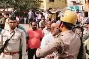 कानपुर: दो समुदायों की बीच हिंसक झड़प, जमकर चले पत्थर व बम, 6 लोग घायल, 15 आरोपी हिरासत में