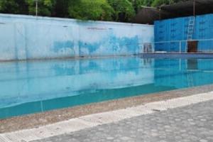 बरेली: अवैध रूप से बने स्विमिंग पूल में डूबने से बच्चे की मौत, परिजनों ने पूल मालिक पर लगाया हत्या का आरोप