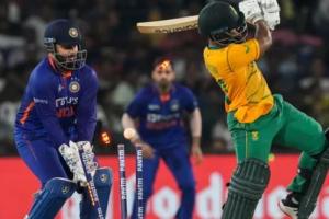 IND vs SA, 2nd T20: दक्षिण अफ्रीका ने भारत को छह विकेट पर 148 रन पर रोका