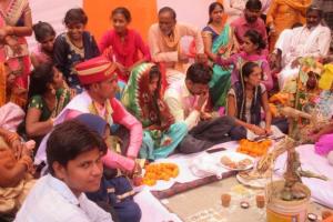 शाहजहांपुर: सामूहिक विवाह समारोह में 238 जोड़ों ने लिए फेरे, 12 ने कबूल किया निकाह