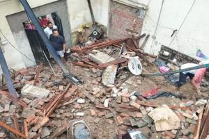 लुधियाना में बारिश के दौरान बड़ा हादसा, छत गिरने से दो लोगों की मौत, तीन घायल