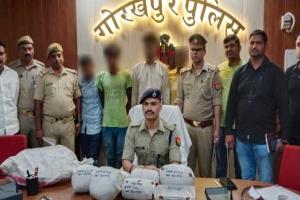 गोरखपुर: पुलिस के ज्वाइंट ऑपरेशन में 4 शातिर बदमाश गिरफ्तार