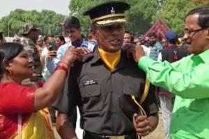 अयोध्या: भारतीय सेना में लेफ्टिनेंट बने नवनीत, लद्दाख में मिलेगी नियुक्ति