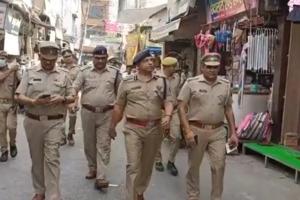 अलीगढ़: उदयपुर हत्याकांड को लेकर अलर्ट जारी, शहर को 17 सेक्टर में बांटकर लगाई गई पुलिस, पीएसी, आरएएफ