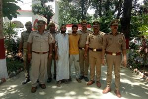 बिजनौर : मजारों में तोड़फोड़ के आरोपियों से जांच एजेंसियों ने की मैराथन पूछताछ, भगवा कपड़े पहनकर दिया था घटना को अंजाम