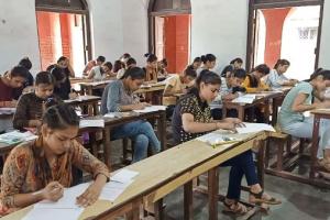 बरेली: रुहेलखंड विश्वविद्यालय के बीकॉम द्वितीय वर्ष के तीसरे पेपर की परीक्षा स्‍थगित, प्रश्नपत्र लीक होने की आशंका