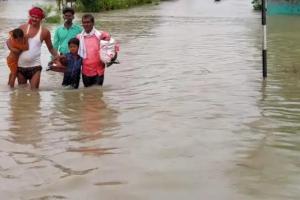 आगरा : बैराज से आये पानी से बढ़ा चम्बल नदी का जलस्तर, सताने लगा बाढ़ का खतरा
