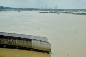 कानपुर: गंगा में बढ़ रहा जल स्तर, बनेंगी राहत चौकियां …संक्रामक रोगों के लिये नोडल अफसर नियुक्त