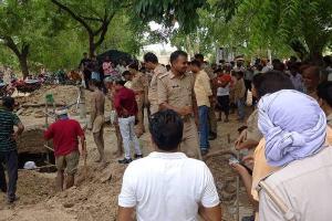 हरदोई: कुएं की सफाई के दौरान युवक पर गिरा मलबा, पांच घंटे रेस्क्यू ऑपरेशन कर पुलिस ने बचाई जान