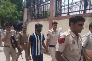 अल्ट न्यूज के सह संस्थापक जुबैर को सीतापुर लेकर पहुंची दिल्ली पुलिस, जानें क्या है मामला