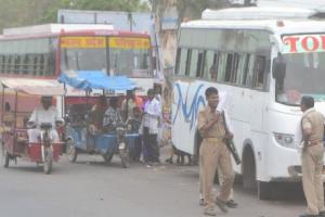 लखनऊ समेत प्रमुख जिलों के राजस्व को नुकसान पहुंचा रहे डग्गामार वाहन…जानें क्या है पूरा मामला