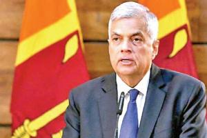 रानिल विक्रमसिंघे : मुश्किल वक्त में श्रीलंका के प्रधानमंत्री से राष्ट्रपति तक का तय किया सफर