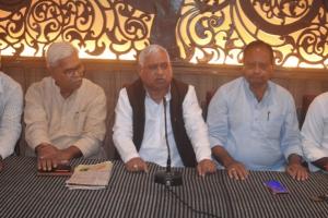अयोध्या: प्रदेश को सूखाग्रस्त घोषित करने को लेकर 30 अगस्त को धरना देगी सपा