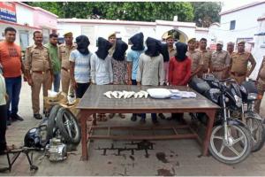 शाहजहांपुर: पुलिस और लुटेरों के बीच मुठभेड़, गिरोह के नौ अपराधी गिरफ्तार