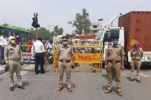 स्वतंत्रता दिवस समारोह से पहले दिल्ली में कड़ी सुरक्षा व्यवस्था, हॉटस्पॉट और संवेदनशील इलाकों में पुलिस ने बढ़ाई चौकसी
