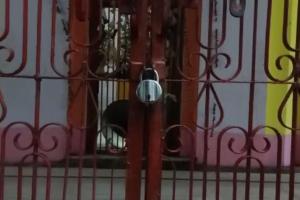 शाहजहांपुर: दबंगों ने पुजारी को पीटा, विरोध में मंदिर के कपाट बंद
