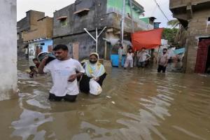 पाकिस्तान में आई मानसूनी बाढ़ में अब तक 649 लोगों की मौत,1030 घायल, 352 घर हुए नष्ट