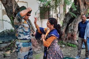 कानपुर : संस्थान की टीम ने फौजी भाइयों को बांधा रक्षा सूत्र, लिया देश की सुरक्षा का आश्वासन
