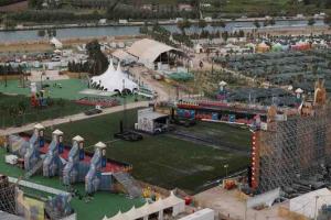 Spain: मेडुसा संगीत समारोह में तेज हवा से गिरा मंच, एक की मौत, 40 लोग घायल