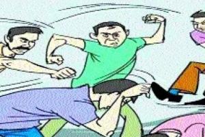 बिजनौर: मोबाइल चोरी की शक में किशोर को पीटा, वीडियो किया वायरल