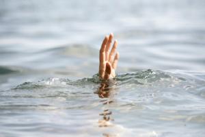 शाहजहांपुर: ढाई घाट गंगा तट पर जल भरने गए किशोर की डूबने से मौत