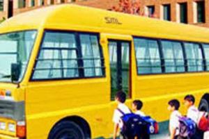 काशीपुर: यातायात नियमों को तोड़ना पड़ा भारी, 25 स्कूली वाहनों का चालान