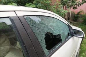 काशीपुर: पार्किंग में खड़ी कार के शीशे तोड़े, तहरीर सौंपी