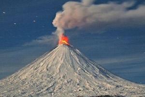 रूस में ज्वालामुखी पर चढ़ने के दौरान हुआ हादसा, छह की मौत